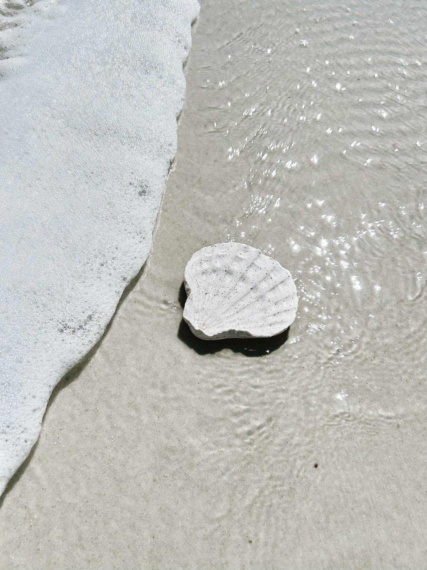 White Speckled Scallop Tray